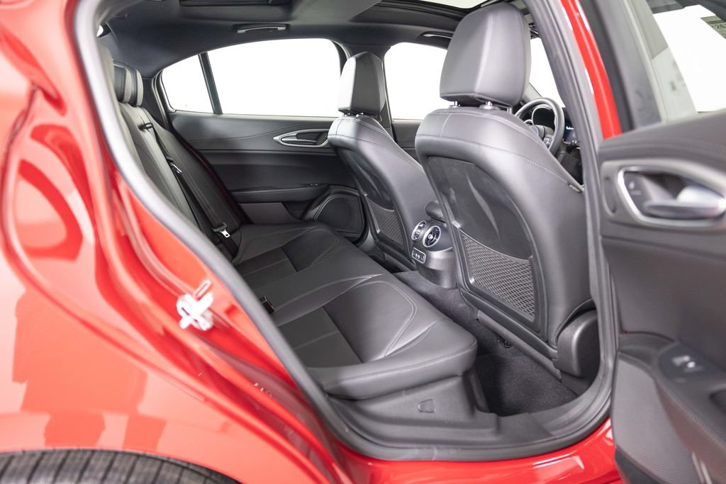 New 2026 Alfa Romeo Giulia AWD image 32