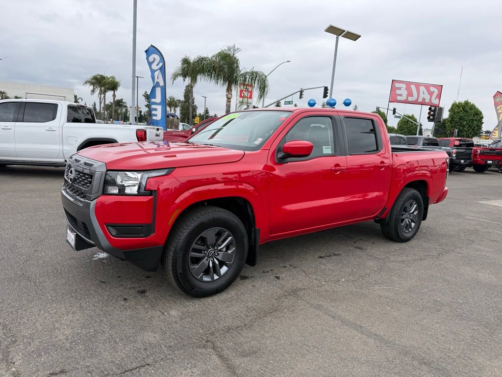 Certified 2025 Nissan Frontier SV RWD image 3