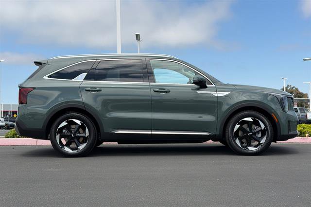 New 2026 Kia Sorento EX w/ EX Premium Package AWD/4WD image 3