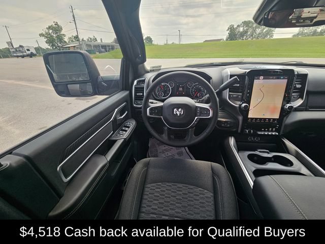 New 2026 RAM 2500 Big Horn AWD/4WD image 13
