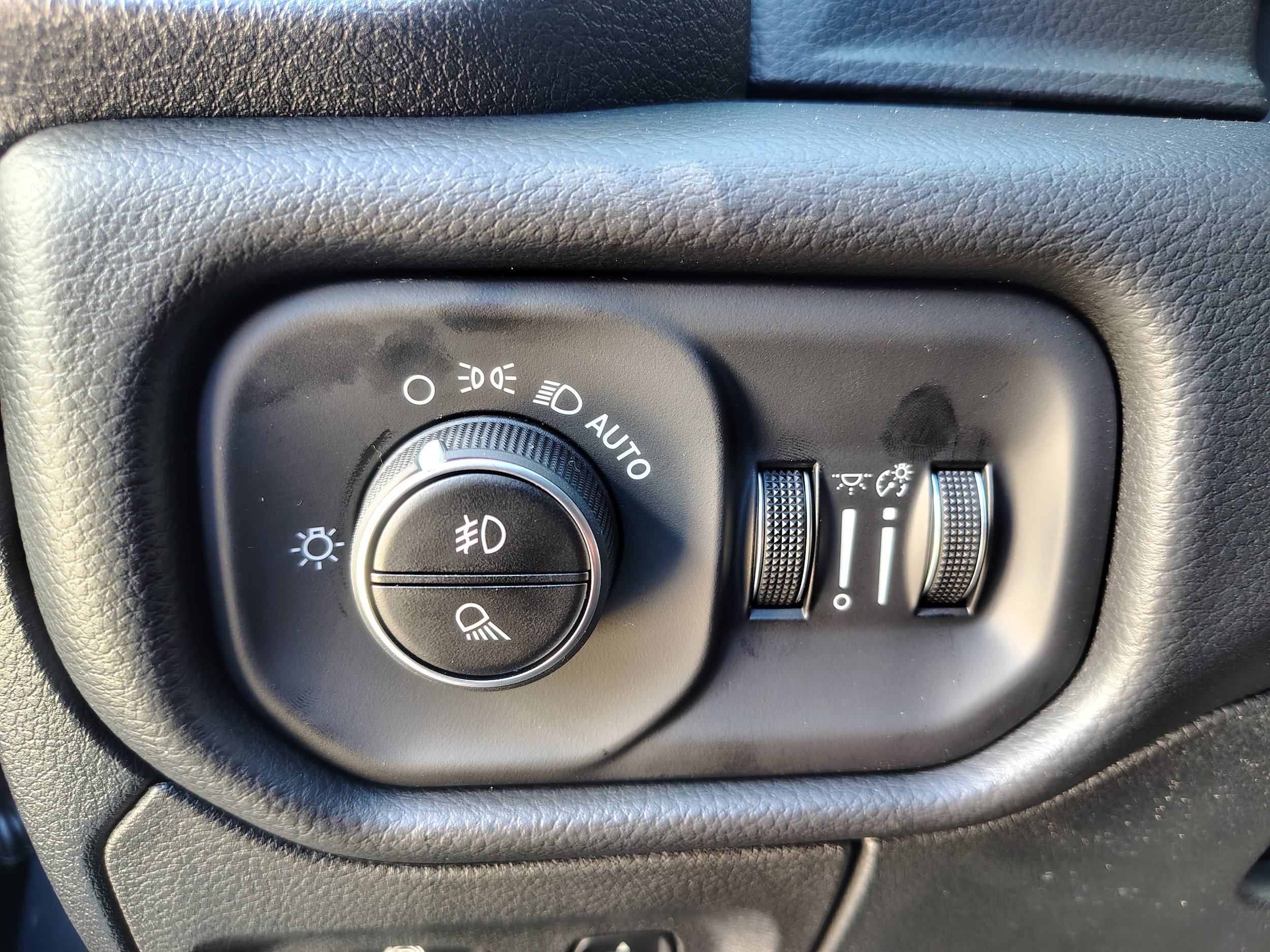 New 2027 RAM 1500 Laramie AWD/4WD image 29