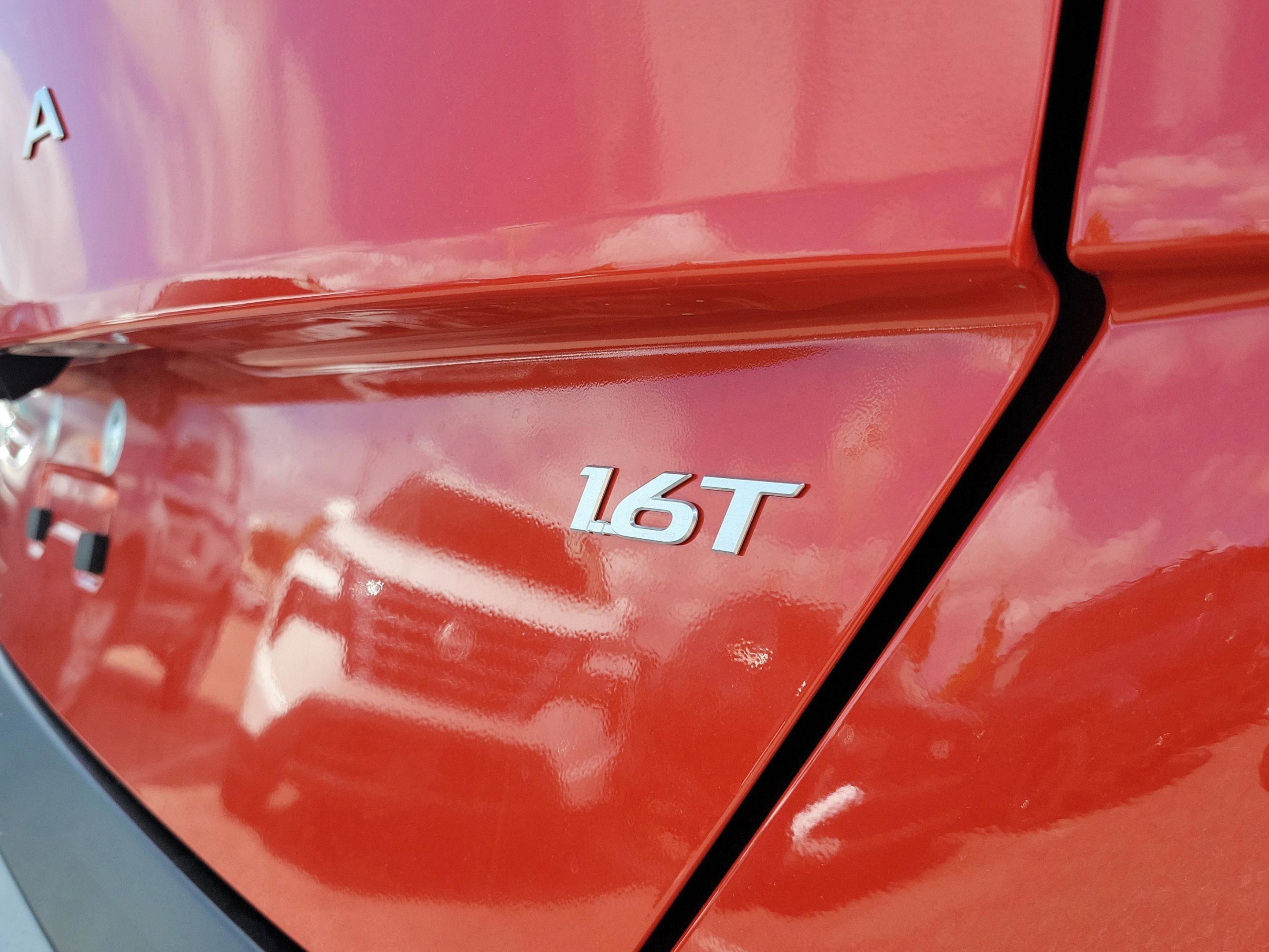 New 2026 Hyundai Kona SEL Premium image 16