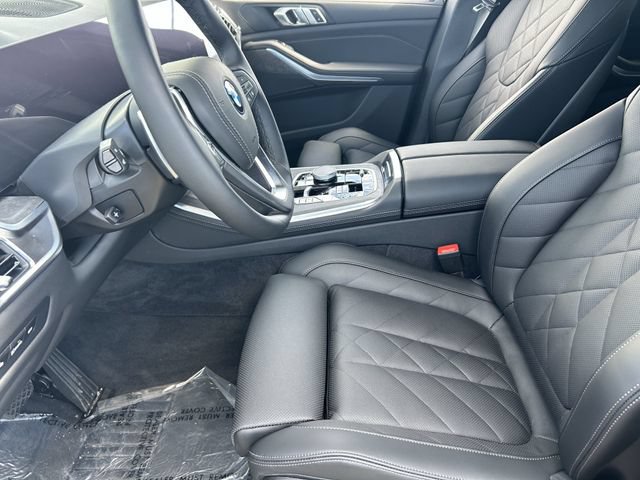 Used 2026 BMW X5 xDrive50e AWD/4WD image 19