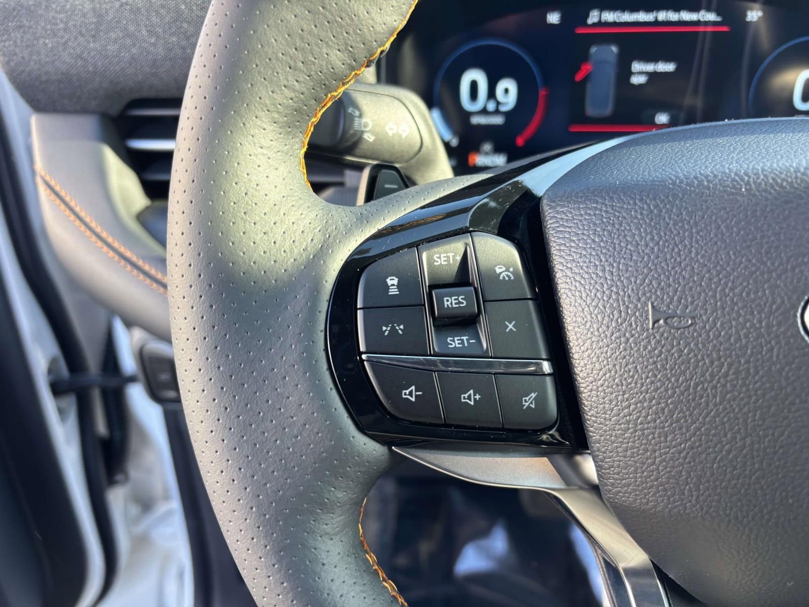 New 2026 Ford Explorer Tremor w/ Tremor Convenience Package image 17