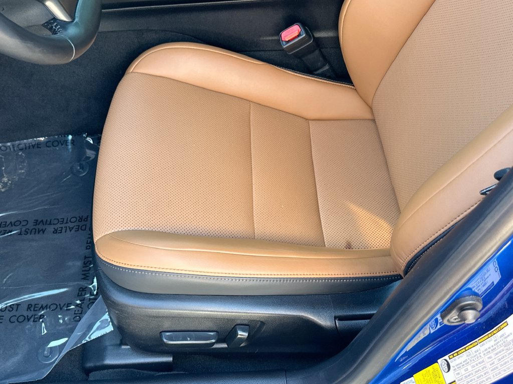 Used 2025 Lexus IS 350 F Sport RWD image 18