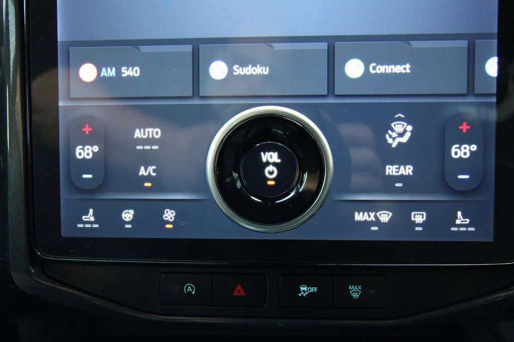 Used 2023 Ford Expedition Max Limited AWD/4WD image 32