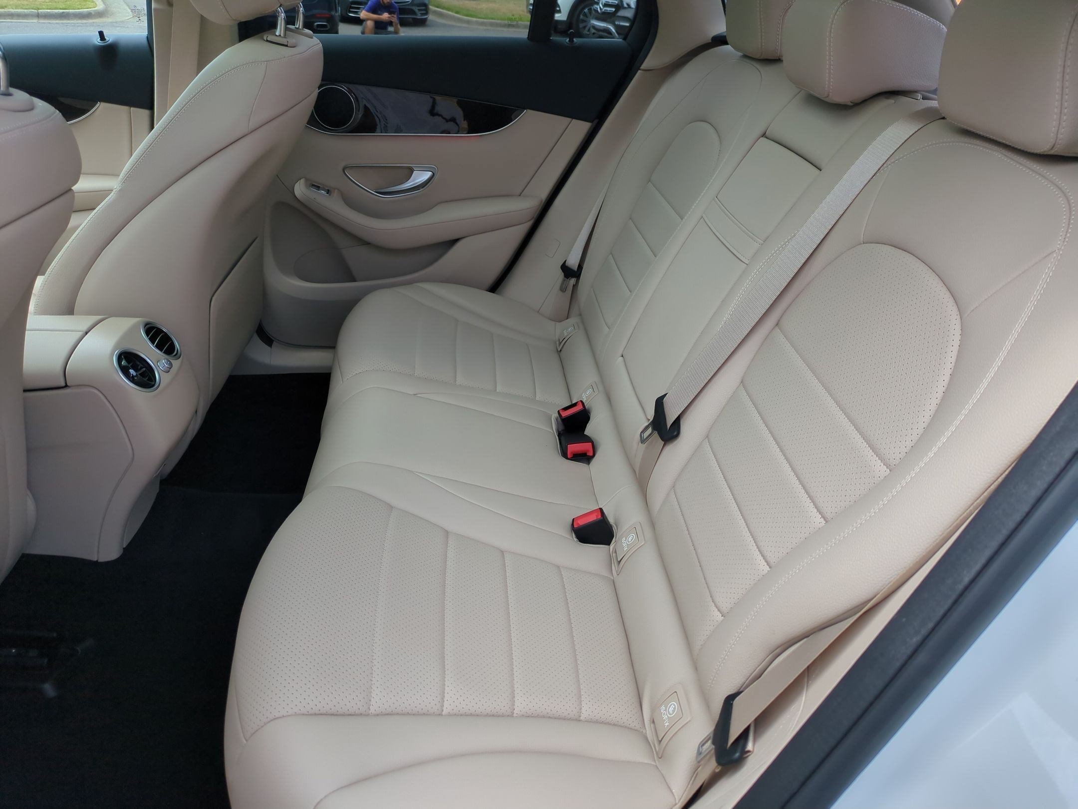 Certified 2022 Mercedes-Benz GLC 300 image 30