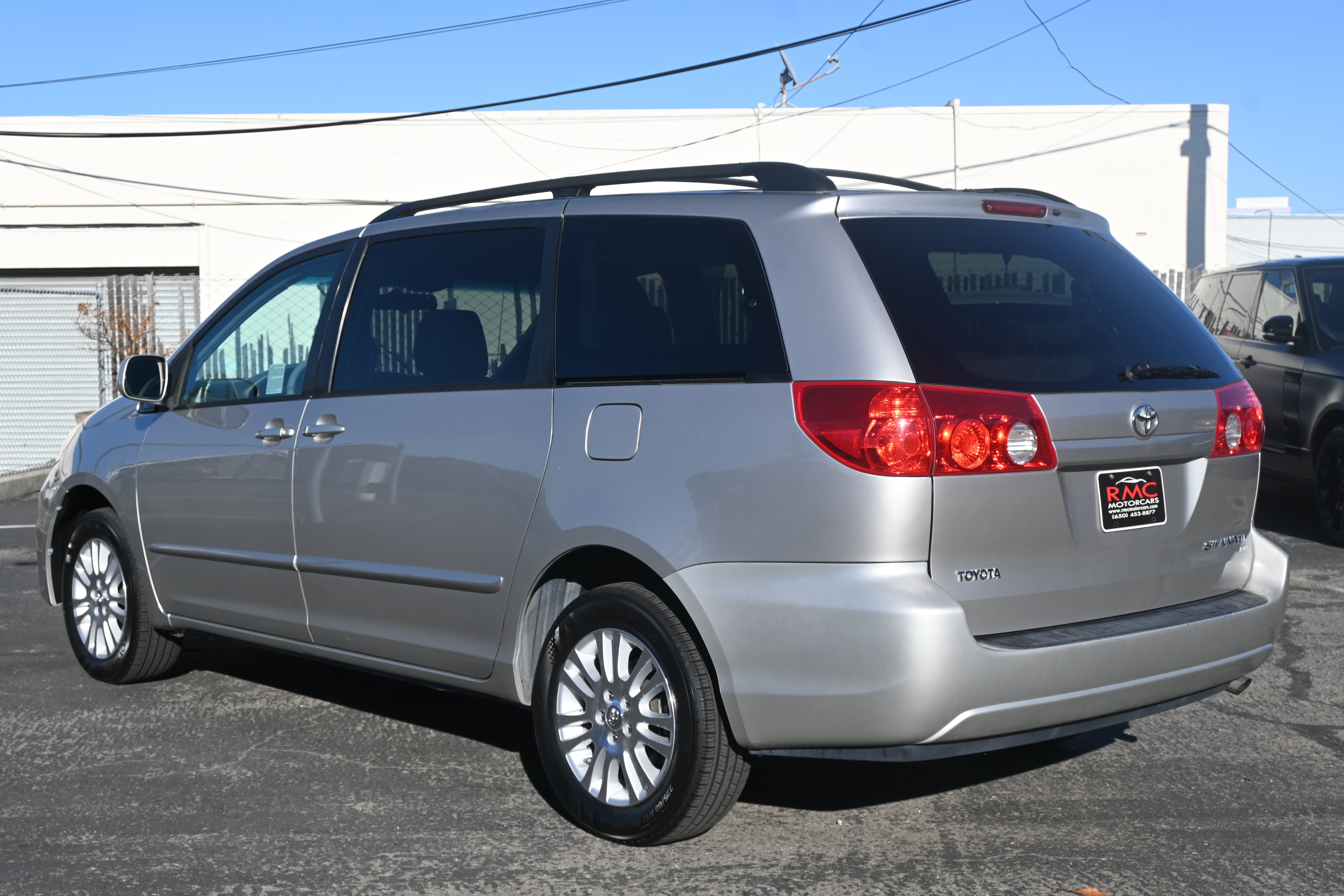Used 2010 Toyota Sienna AWD image 9