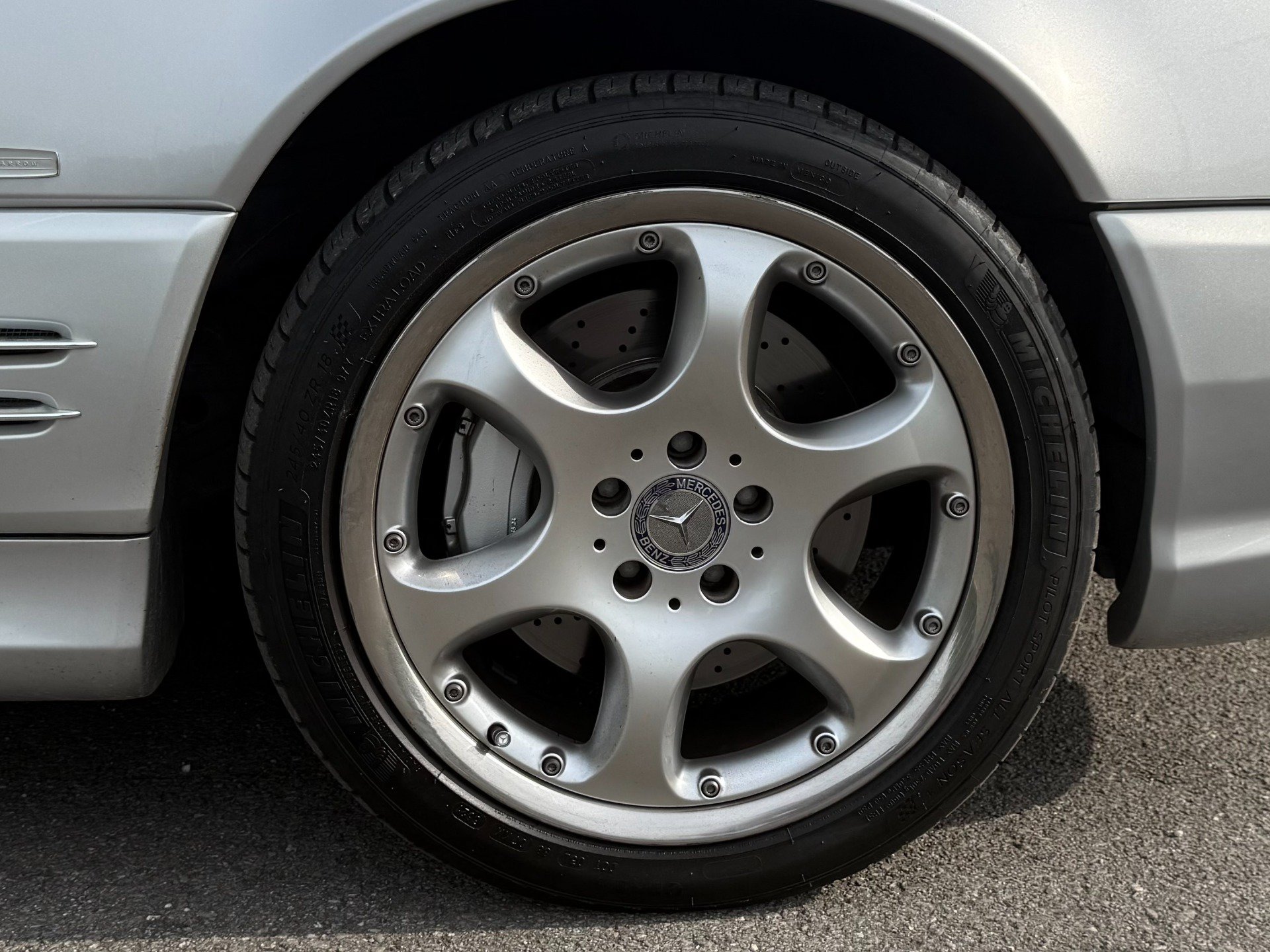 Used 2002 Mercedes-Benz SL 500 image 34