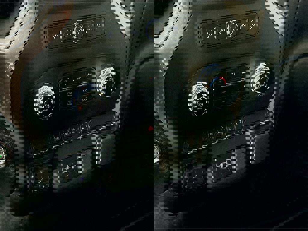 New 2026 GMC Sierra 3500 Pro w/ Convenience Package image 10