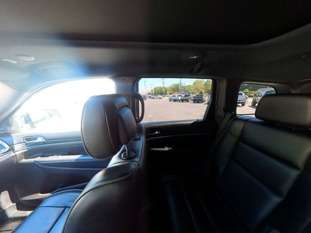 Used 2021 Jeep Grand Cherokee Overland AWD/4WD image 32