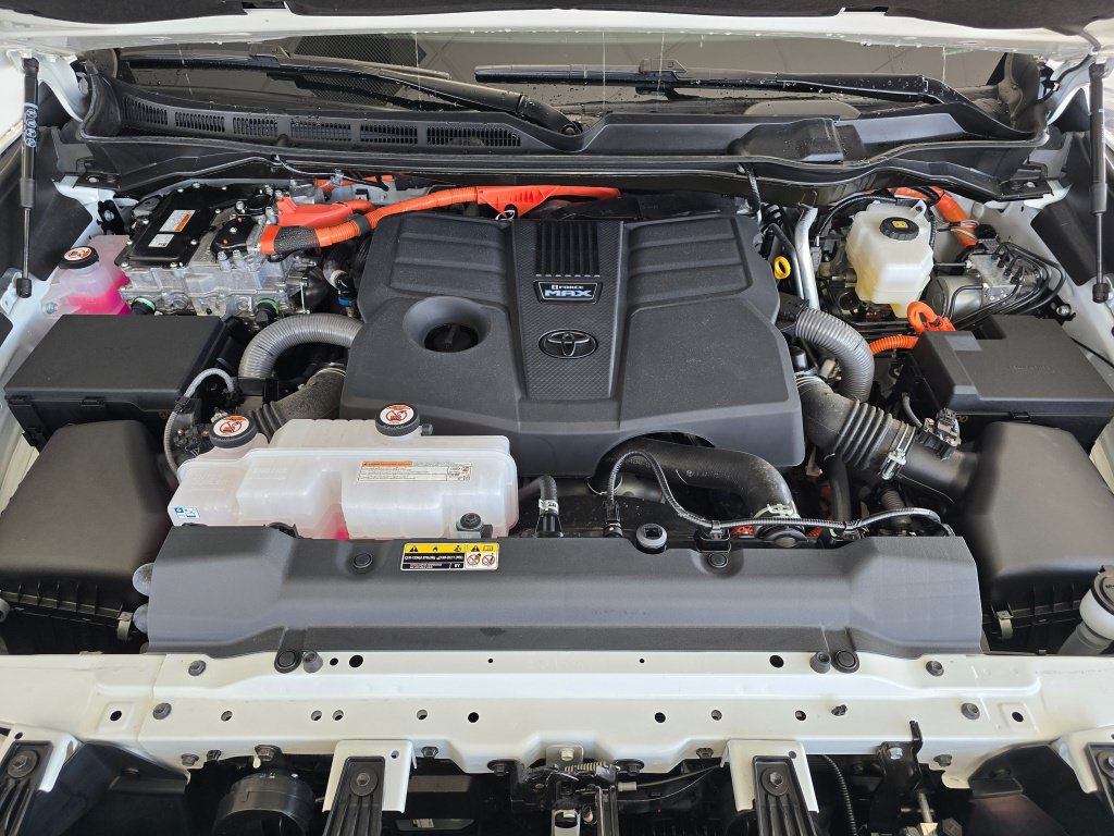 Certified 2026 Toyota Sequoia SR5 AWD/4WD image 12