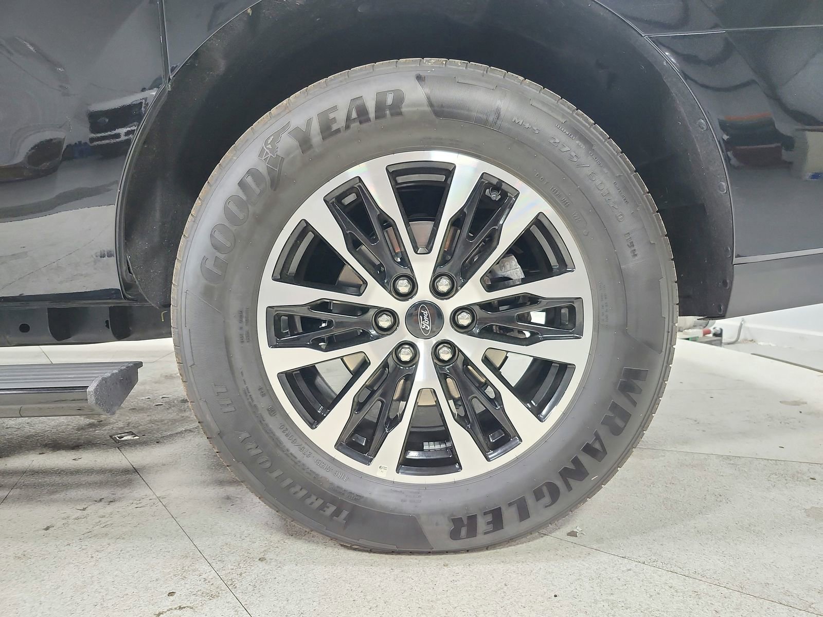 Used 2025 Ford Expedition Max Platinum image 51