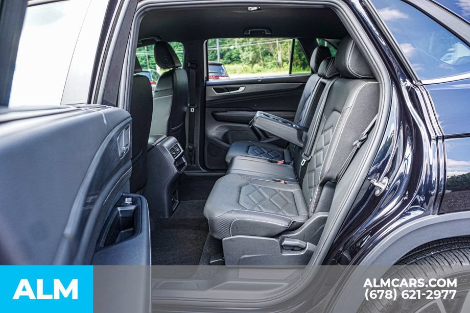 Used 2025 Volkswagen Atlas Cross Sport SE FWD image 20