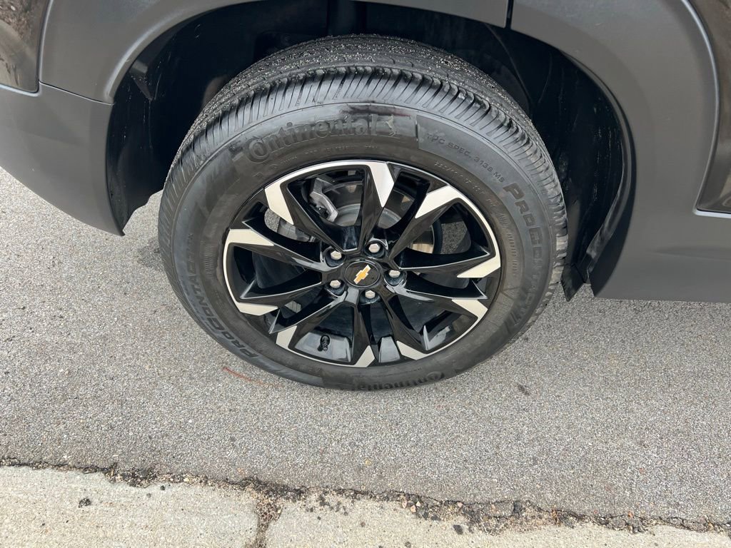 Used 2022 Chevrolet TrailBlazer LT w/ Convenience Package FWD image 8