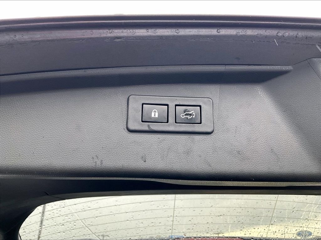 Used 2022 Subaru Outback Limited AWD/4WD image 34