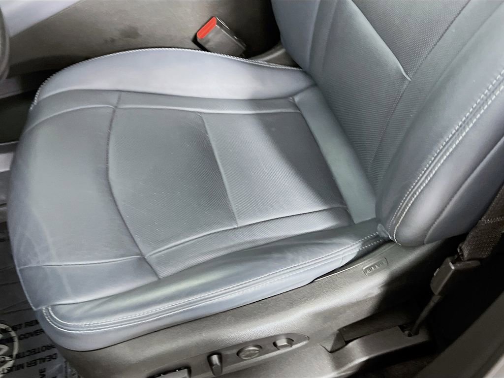 Certified 2021 Buick Enclave Premium w/ Sun and Sites Package image 18