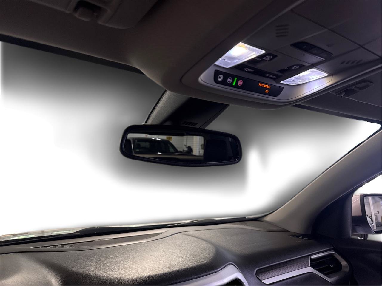 Used 2019 GMC Acadia SLT AWD/4WD image 19
