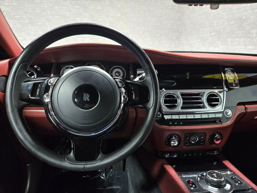 Used 2015 Rolls-Royce Wraith RWD image 17