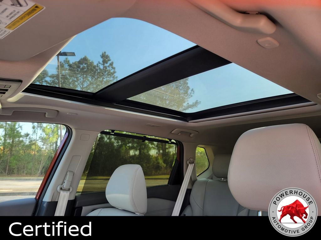 Used 2024 Nissan Rogue SL w/ SL Premium Package image 24