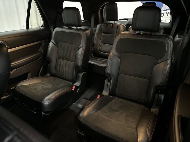Used 2019 Ford Explorer XLT w/ Equipment Group 202A image 27