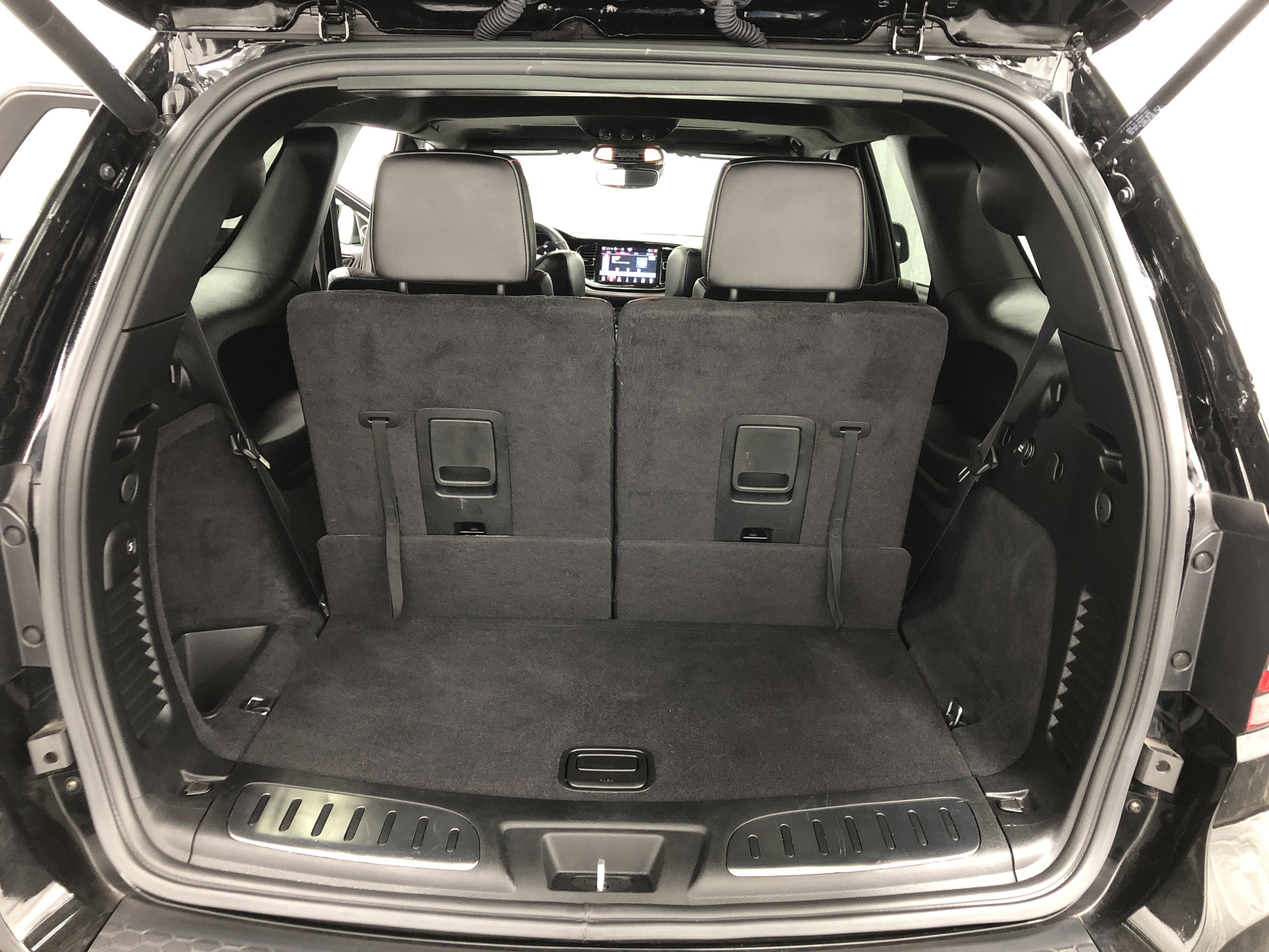 Certified 2024 Dodge Durango R/T AWD/4WD image 9