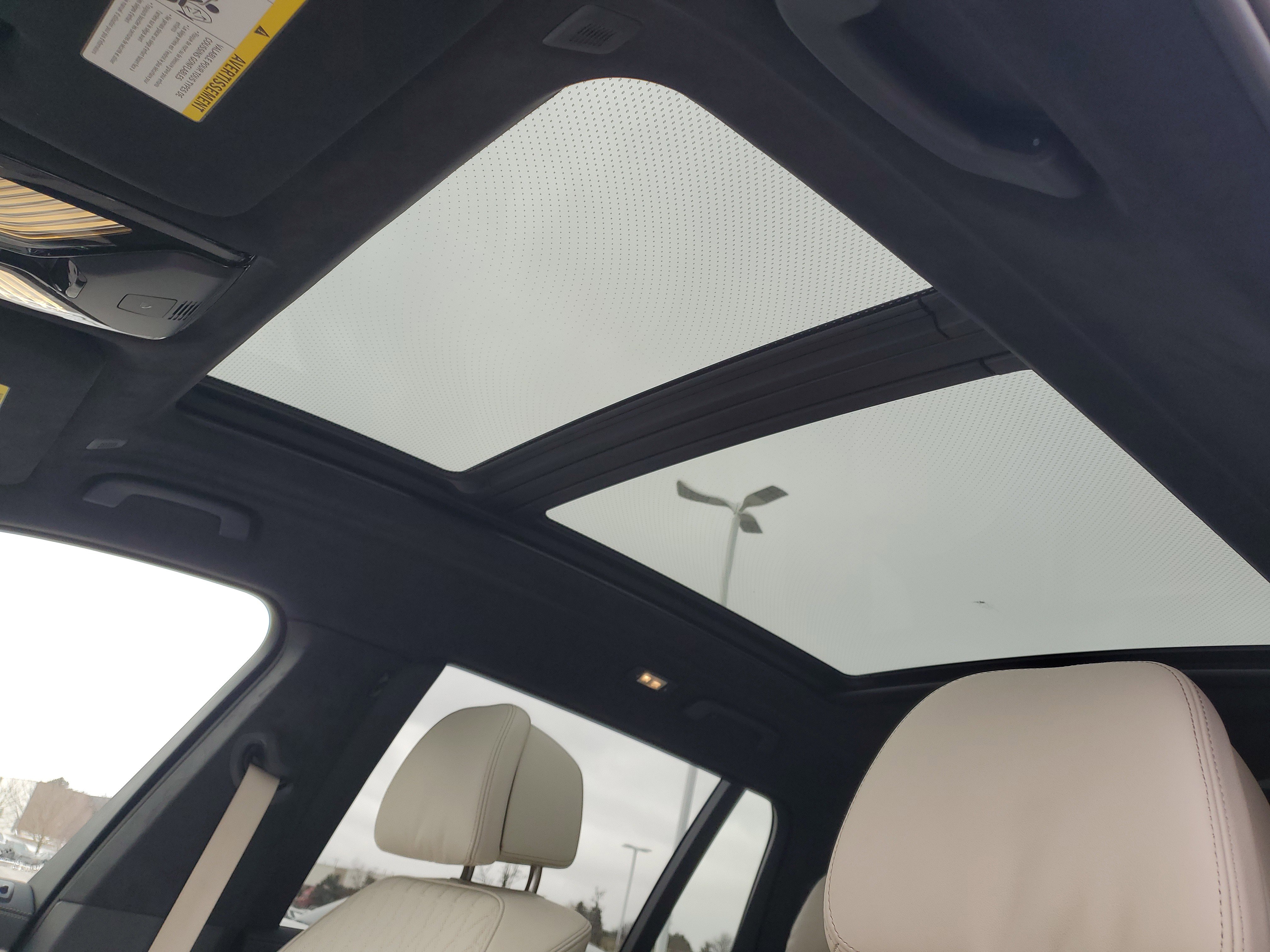 Certified 2025 BMW X7 M60i image 9