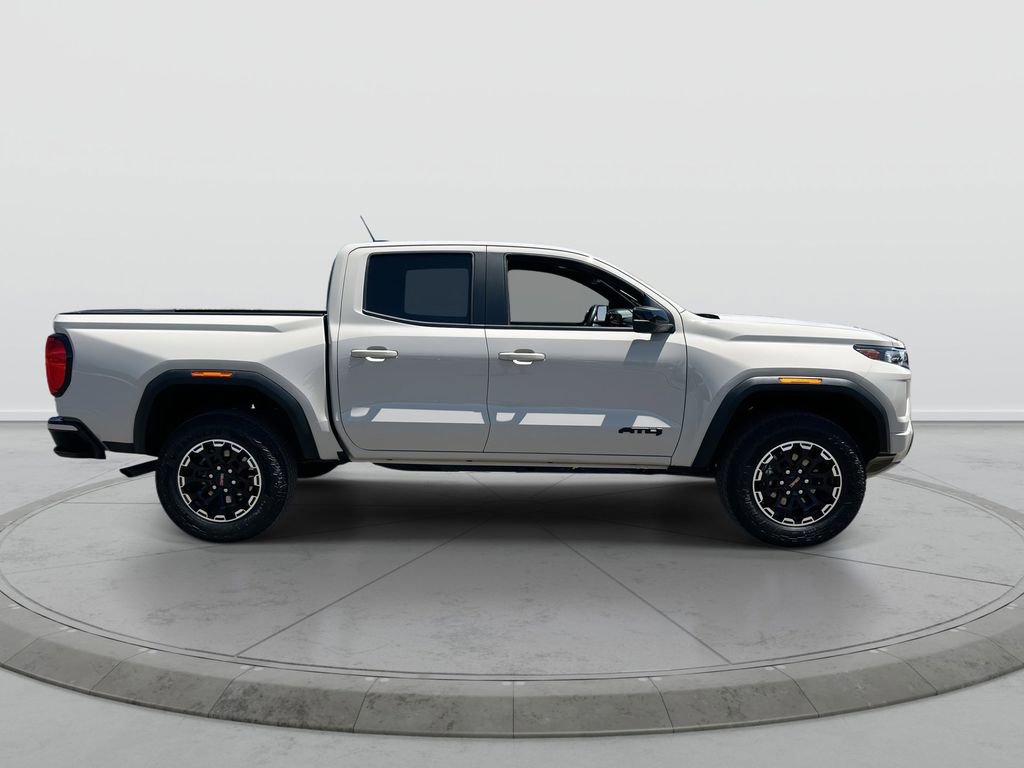 Used 2026 GMC Canyon AT4 AWD/4WD image 9