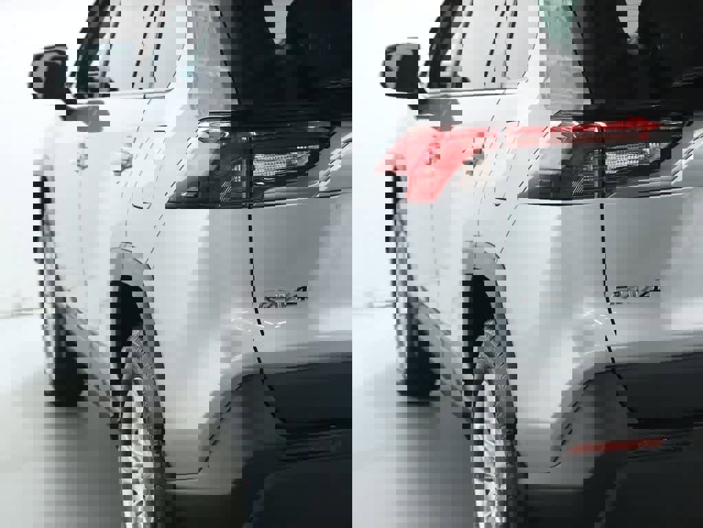 Certified 2020 Toyota RAV4 XLE image 41