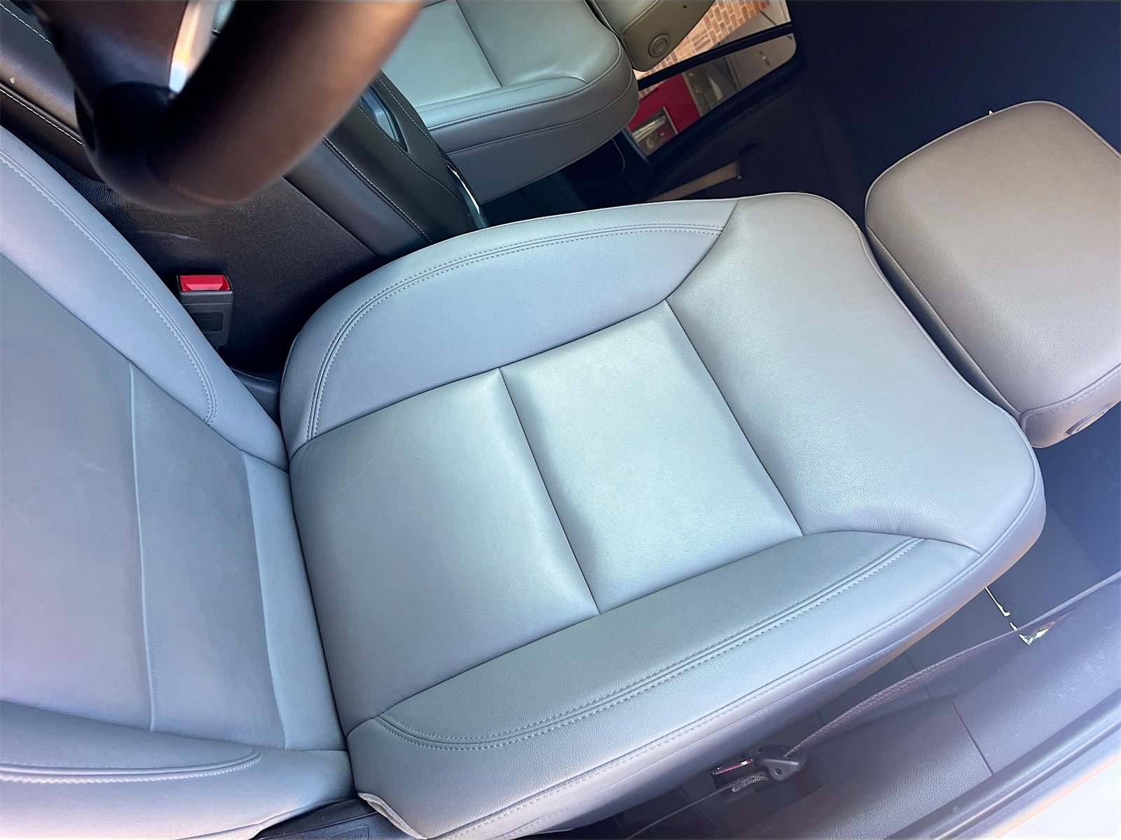 Used 2023 Chevrolet Tahoe LT w/ Luxury Package image 20