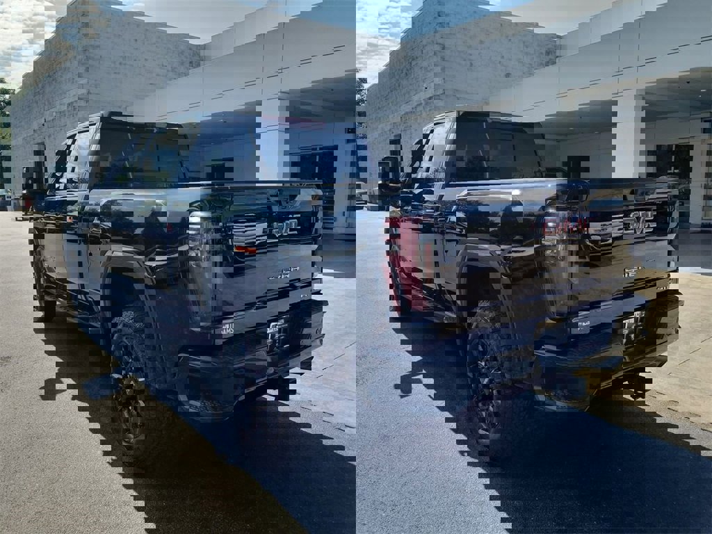 Certified 2025 GMC Sierra 2500 AT4 w/ AT4 Premium Plus Package image 7