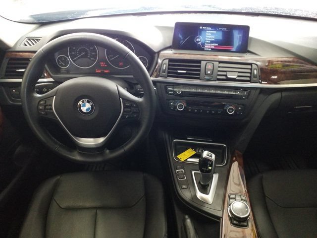 Used 2014 BMW 335i Sedan RWD image 3