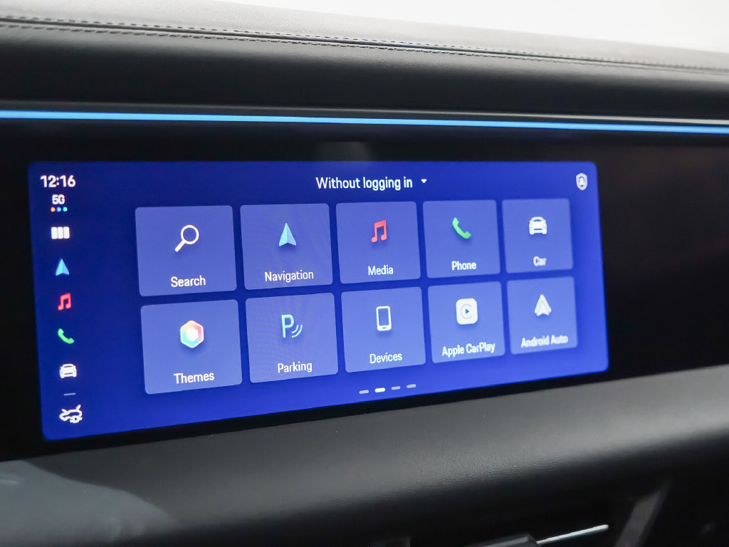 Certified 2026 Porsche Macan 4 Electric AWD/4WD image 28