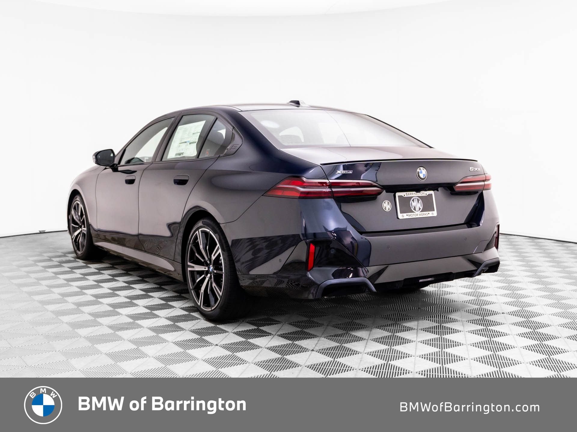 New 2027 BMW 530i xDrive w/ M Sport Package AWD/4WD image 3