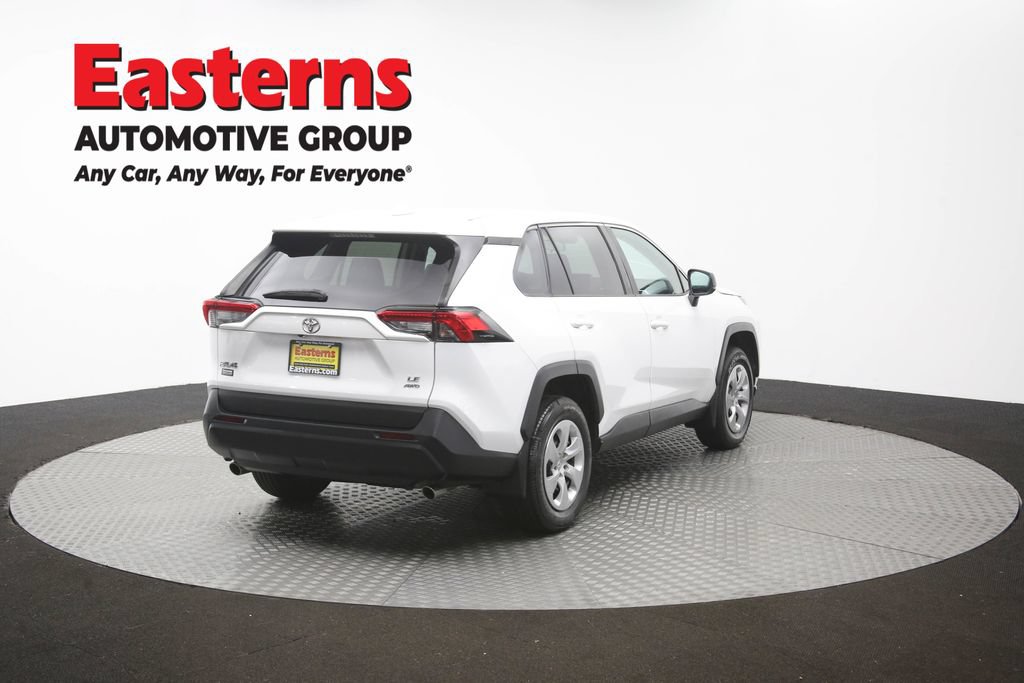 Used 2023 Toyota RAV4 LE AWD/4WD image 39