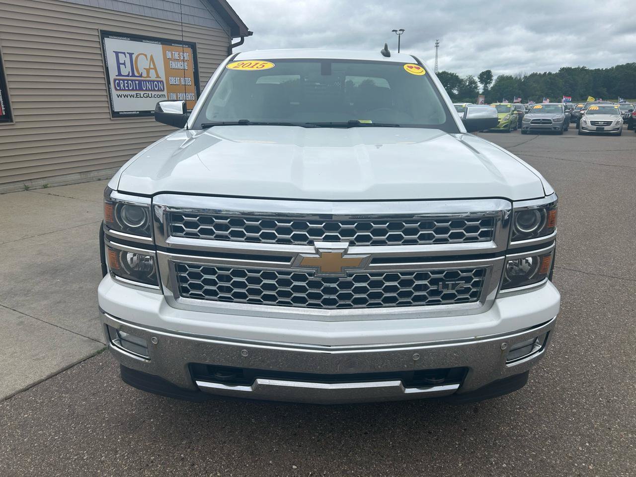 Used 2015 Chevrolet Silverado 1500 LTZ w/ LTZ Plus Package AWD/4WD image 2