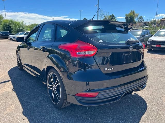 Used 2016 Ford Focus ST w/ Equipment Group 401A FWD image 3