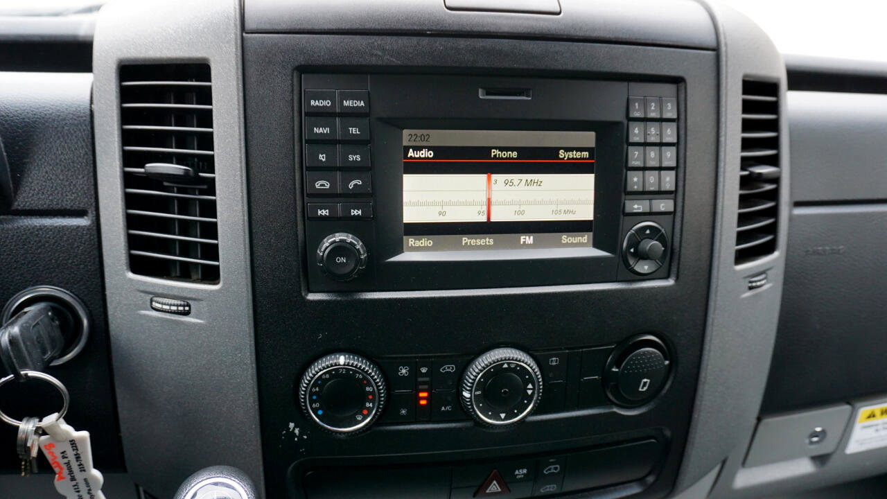 Used 2016 Mercedes-Benz Sprinter 2500 w/ Driver Comfort Package image 10