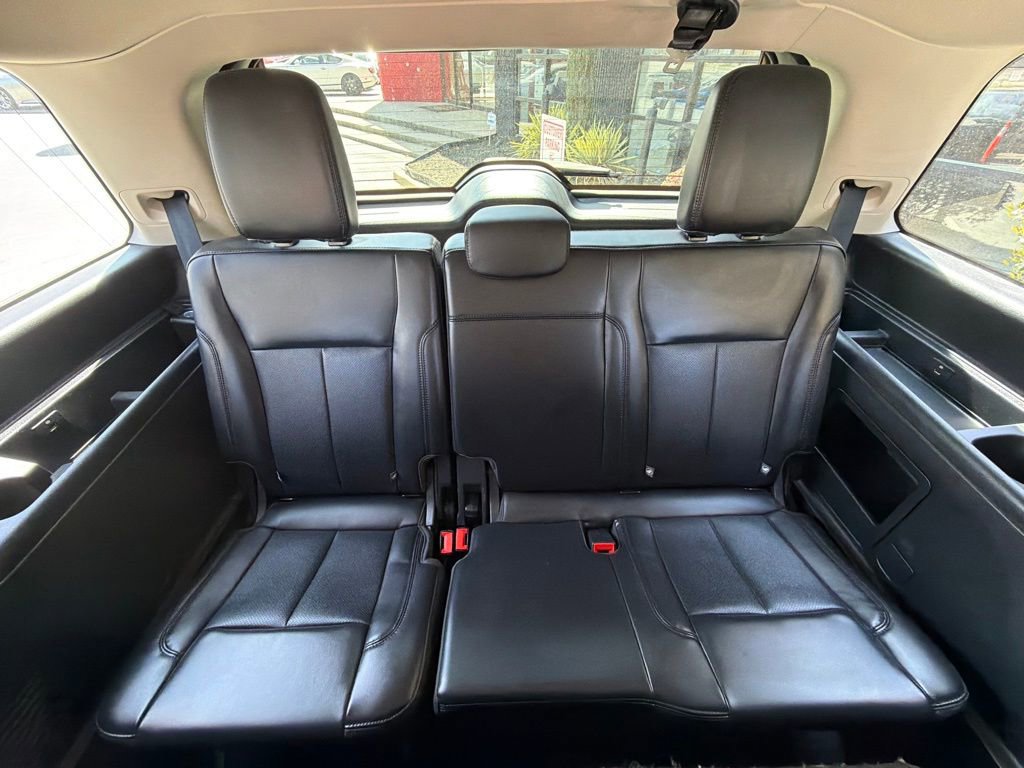Used 2024 Ford Expedition XLT image 41