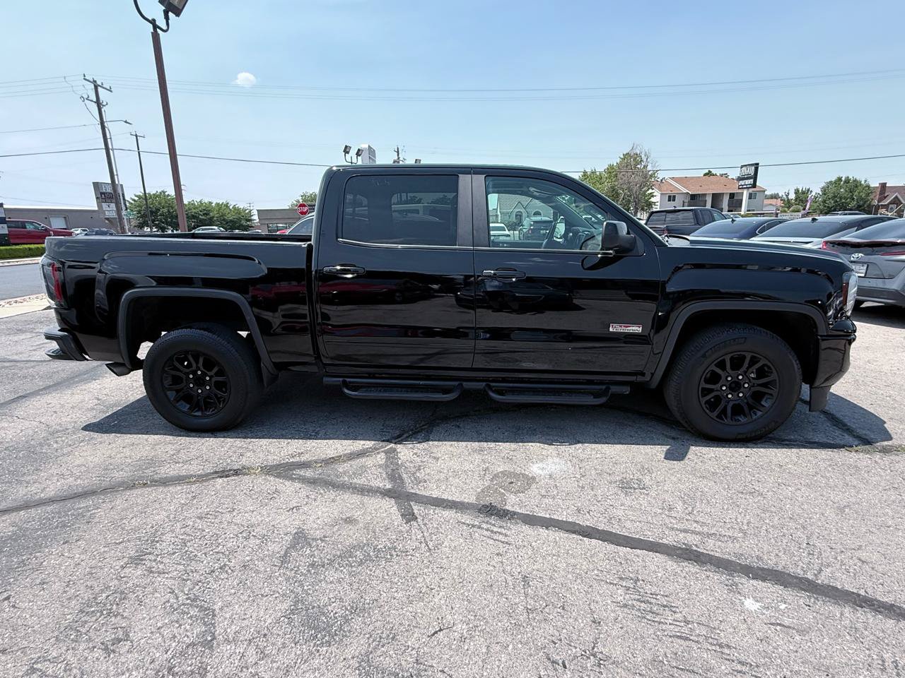 Used 2016 GMC Sierra 1500 SLT w/ All Terrain X Package AWD/4WD image 6