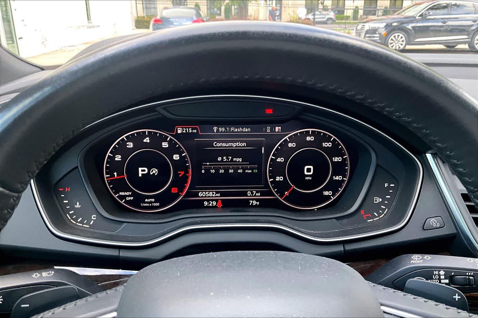 Used 2019 Audi Q5 2.0T Premium Plus w/ Premium Plus Package AWD/4WD image 25