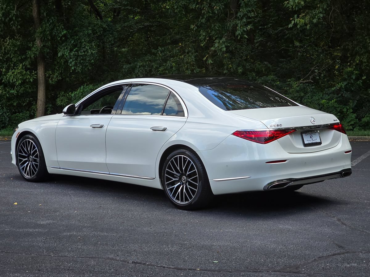 Used 2023 Mercedes-Benz S 580 4MATIC Sedan image 4