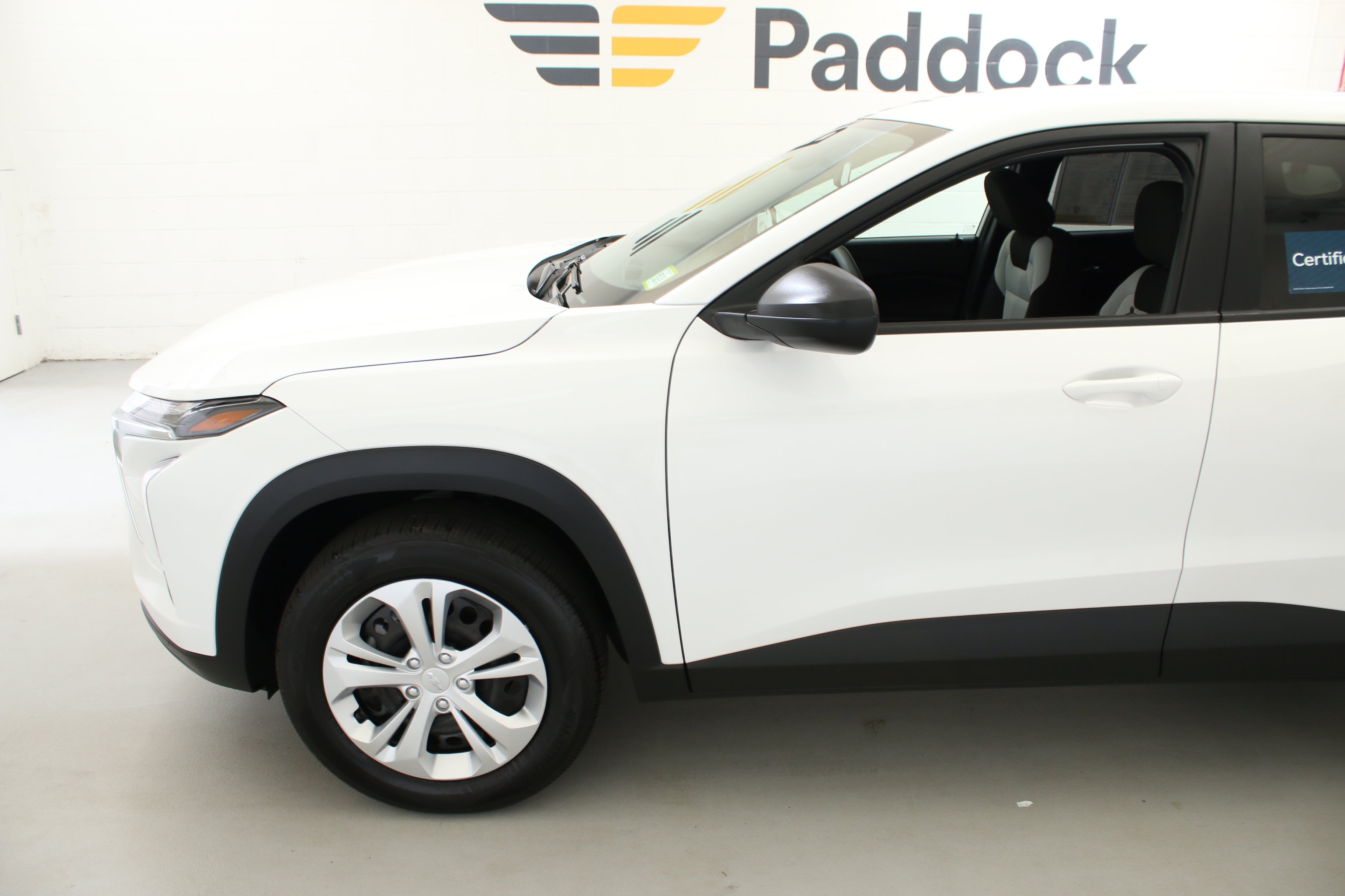 Certified 2025 Chevrolet Trax LS FWD image 5