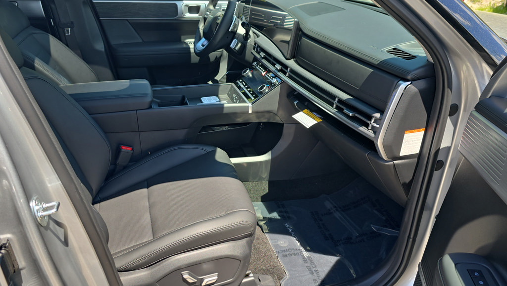 New 2026 Hyundai Santa Fe Limited AWD/4WD image 13