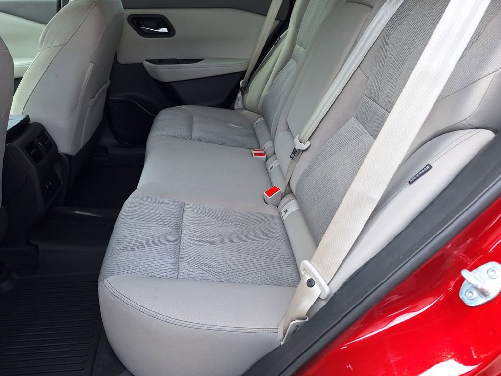 Used 2025 Nissan Rogue SV image 22
