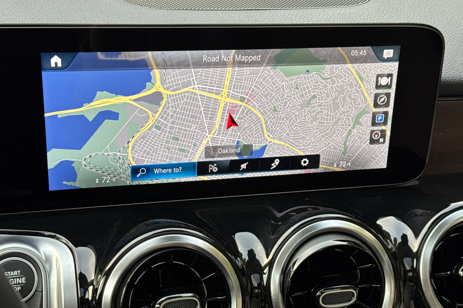Used 2022 Mercedes-Benz GLB 250 4MATIC image 24