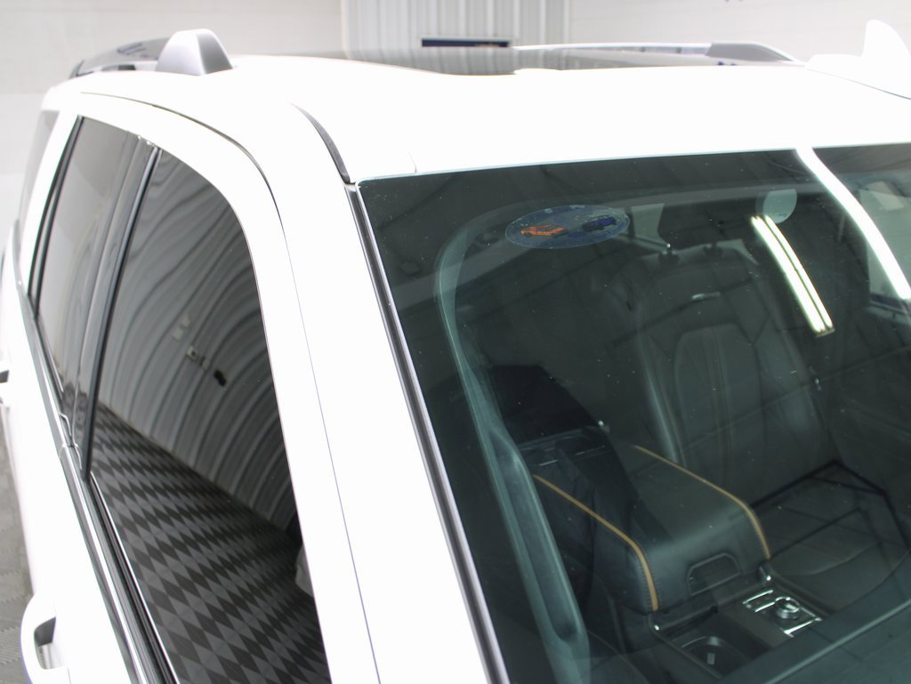 Used 2024 Ford Expedition Platinum image 57