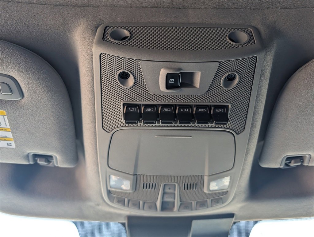 Used 2022 Ford F250 Limited w/ FX4 Off-Road Package image 18