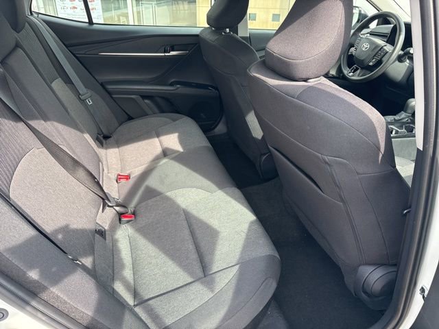 Used 2025 Toyota Camry LE FWD image 27
