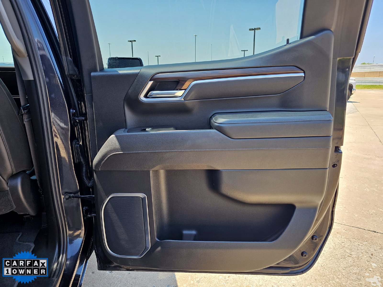 Used 2026 GMC Sierra 1500 SLT AWD/4WD image 33
